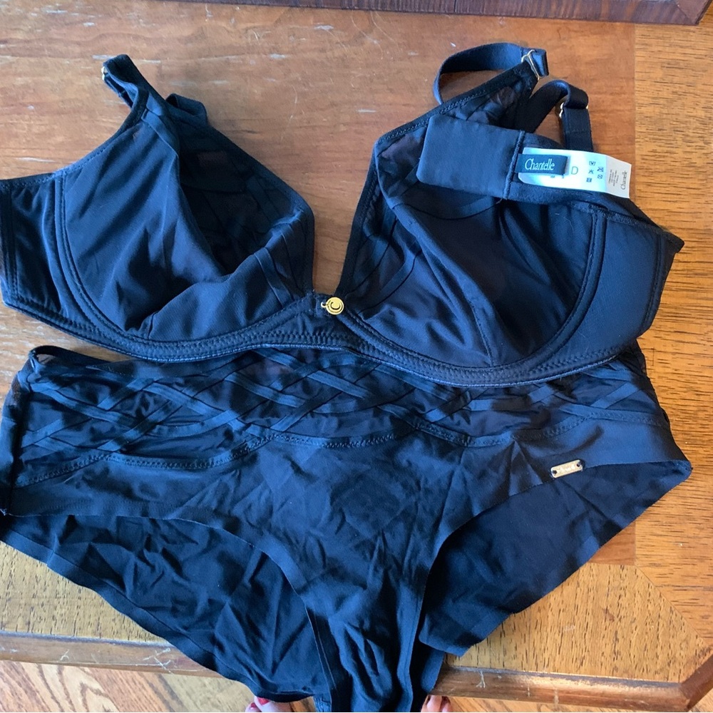 Chantelle Classic Black Bra Set